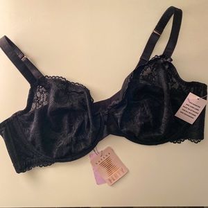 NWT Savage x Fenty Floral Lace Unlined Underwire Black Bra 44DD